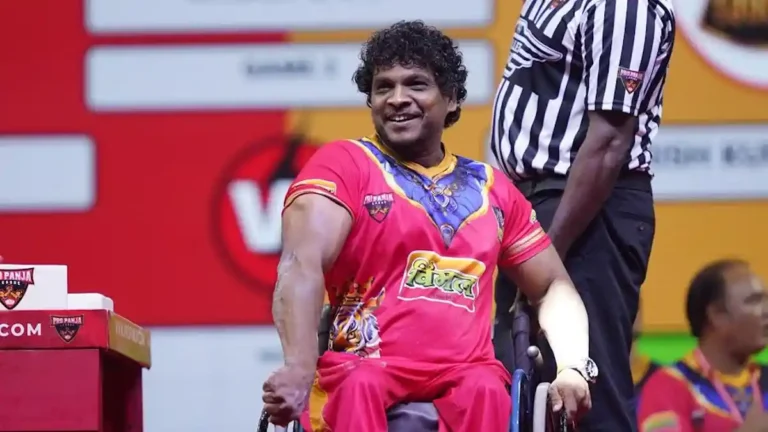 arm-wrestler