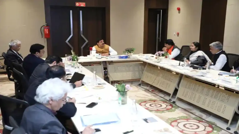 khajuraho-meeting-cm