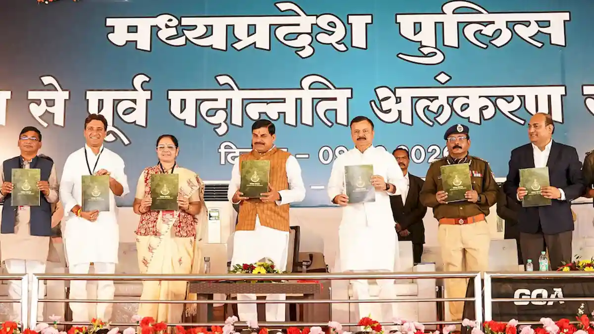 cm-balaghat-naxalites